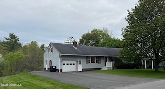 19 Callaghan Blvd, Ballston Lake, NY 12019