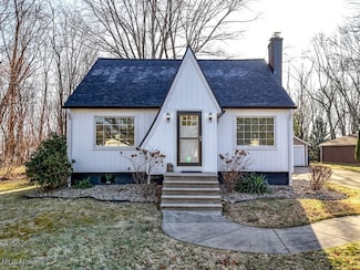 145 Washburn Rd, Tallmadge, OH 44278