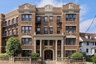 32 Sidlaw Rd Unit 14, Brighton, MA 02135