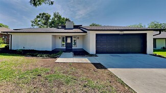 3105 River Bend Rd, Arlington, TX 76014