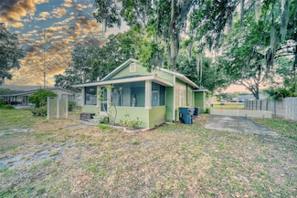 230 Denton Ave, Auburndale, FL 33823