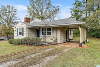 726 Glenwood Rd, Talladega, AL 35160