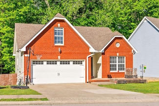 309 David Dr, Clarksville, TN 37040