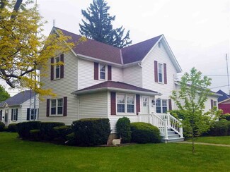 366 Clark St, Berne, IN 46711