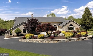 1 Piney Meetinghouse Ct, Potomac, MD 20854