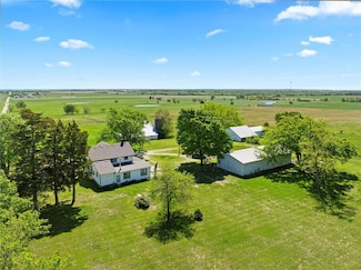 657 N 400 Rd, Overbrook, KS 66524