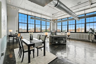 500 Robert St N Unit 401, Saint Paul, MN 55101