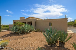 5611 E Camino Del Celador, Tucson, AZ 85750