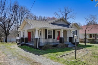 1101 Wentworth St, Reidsville, NC 27320
