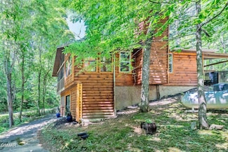 1663 S Mountain View Rd, Sevierville, TN 37876