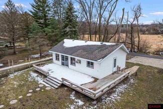 49403 Sportsmans Ln, Waterville, MN 56096