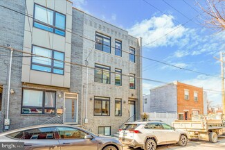 2108 E Arizona St, Philadelphia, PA 19125