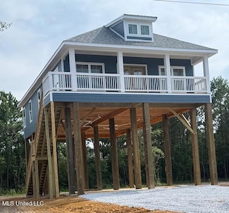 111 Blakemore Ave, Bay St. Louis, MS 39520
