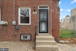 1519 W Thompson St, Philadelphia, PA 19121