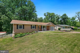 6107 Bardu Ave, Springfield, VA 22152