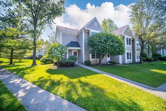 97 Creekside Cir, Spring Valley, NY 10977
