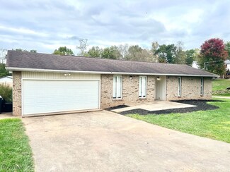 14 Hill Ct, Washington, WV 26181