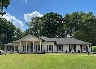 5631 Queensborough Dr, Atlanta, GA 30338