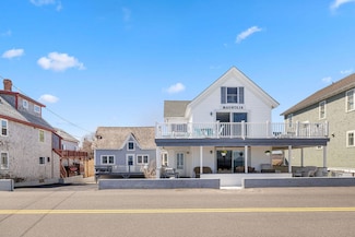 403 Webhannet Dr, Wells, ME 04090