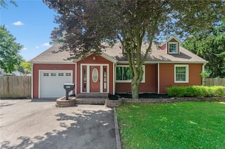 3206 Hermosa Dr, Youngstown, OH 44511