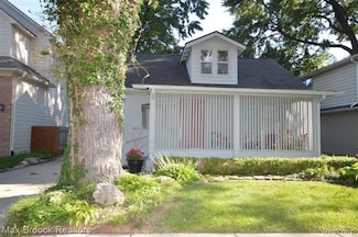 932 Humphrey Ave, Birmingham, MI 48009