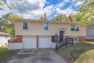 9317 E 84th St, Raytown, MO 64138