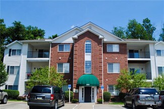 200 Hidden Ridge Ct Unit 203, South Park, PA 15129