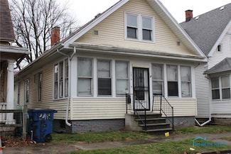 1214 Peck St, Toledo, OH 43608