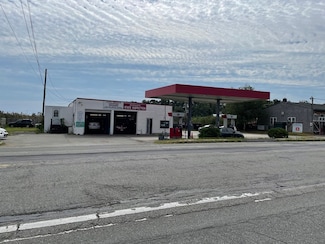 157 Bridge Rd, Salisbury, MA 01952