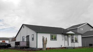 119 W Seattle Ave, Moxee, WA 98936