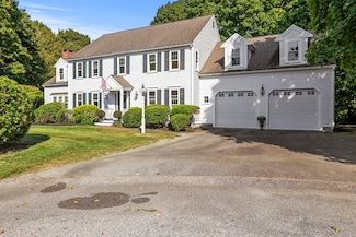 2 Beach Rose Ln, Scituate, MA 02066