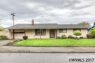 595 Lincoln St, Mount Angel, OR 97362