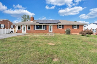 1102 Maiden Ln, Bedford, VA 24523