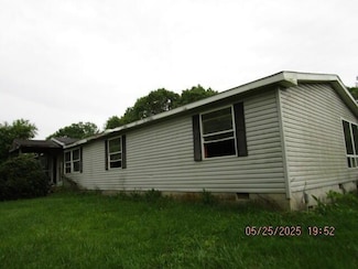 35741 Malone Rd, Wilkesville, OH 45695