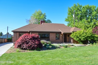 3506 W Chestnut Ave, Yakima, WA 98902