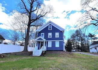 207 Pleasant St Unit 2, Stoughton, MA 02072