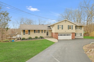 23 Cross Ridge Rd, Chappaqua, NY 10514