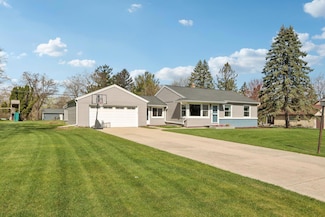 4645 N 148th St, Brookfield, WI 53005