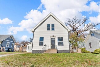 1350 G Ave NE, Cedar Rapids, IA 52402