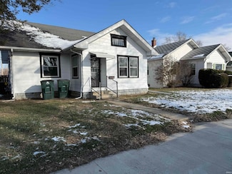 1812 W 11th St, Muncie, IN 47302