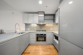 77 Hudson St Unit 1401, Jersey City, NJ 07302