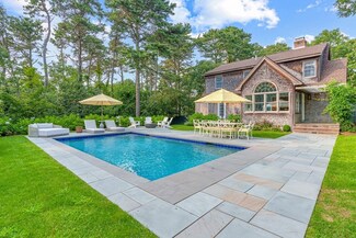 70 Marthas Rd, Edgartown, MA 02539