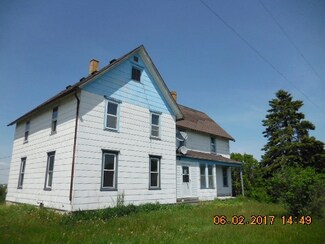 W1536 Hochheim Rd, Mayville, WI 53050