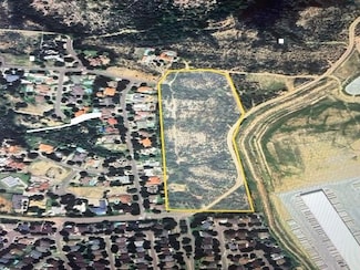 307 Muller Memorial Blvd, Laredo, TX 78045