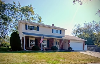 1367 S Elizabeth St, Lombard, IL 60148