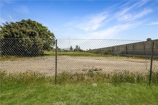 9971 Cedar Ave, Bloomington, CA 92316