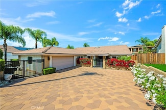 23316 Gray Fox Dr, Canyon Lake, CA 92587