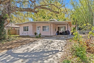 164 NW Lincoln Cir N, Saint Petersburg, FL 33702