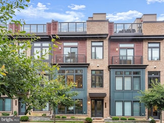 153 Winsome Cir, Bethesda, MD 20814