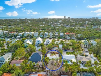 5019 Commonwealth Dr, Sarasota, FL 34242